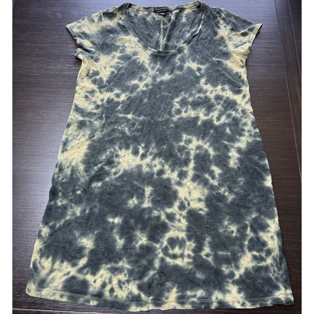 Social Standard by Sanctuary Tie Dye Short Sleeve Shirt Size M